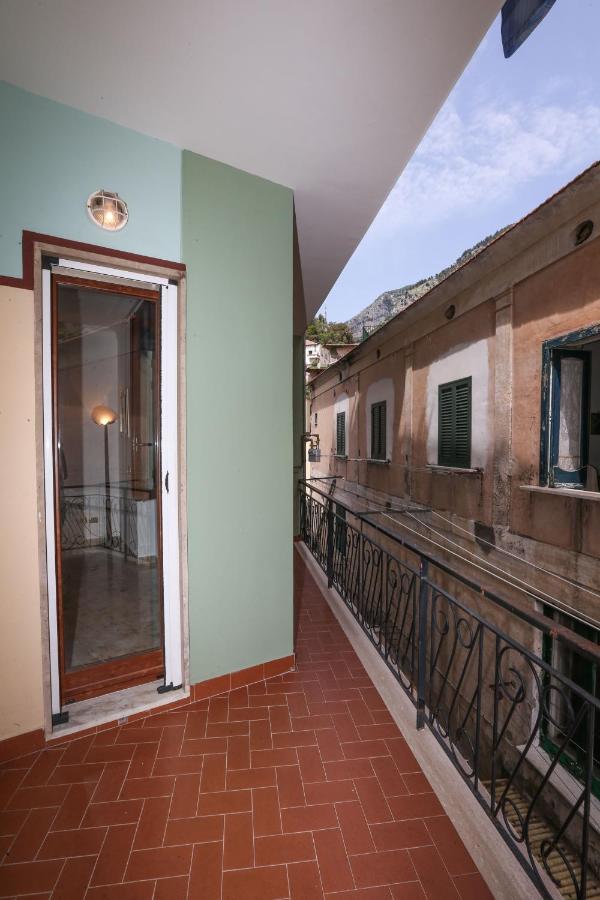 New! Casa Anna Sets In The Heart Of Amalfi Apartamento Exterior foto